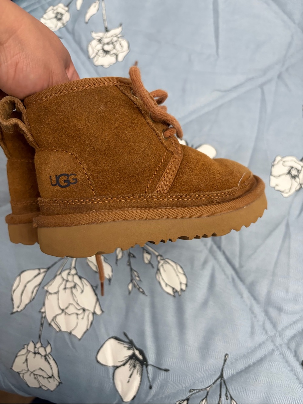 UGG Kids Brown Suede Lace-Up Boots size 7